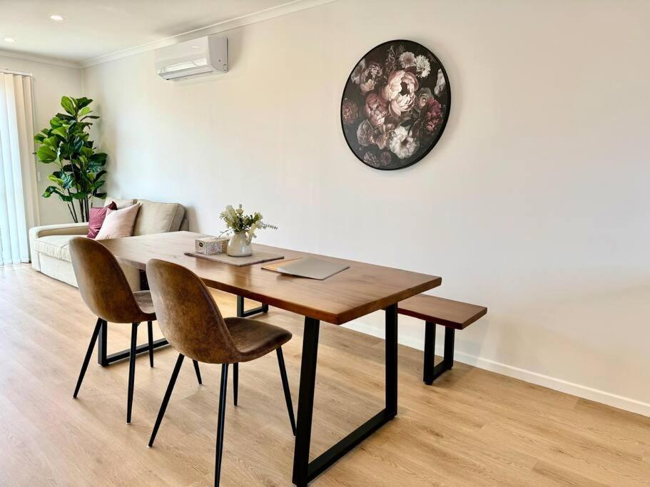 Henderson - 4-Bedrooms Home Auckland Luaran gambar